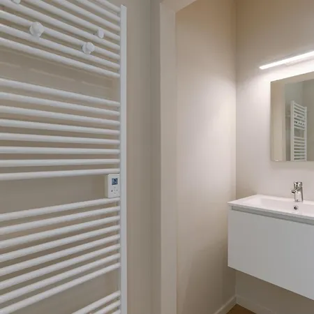 Flat Amadeus Apartament *